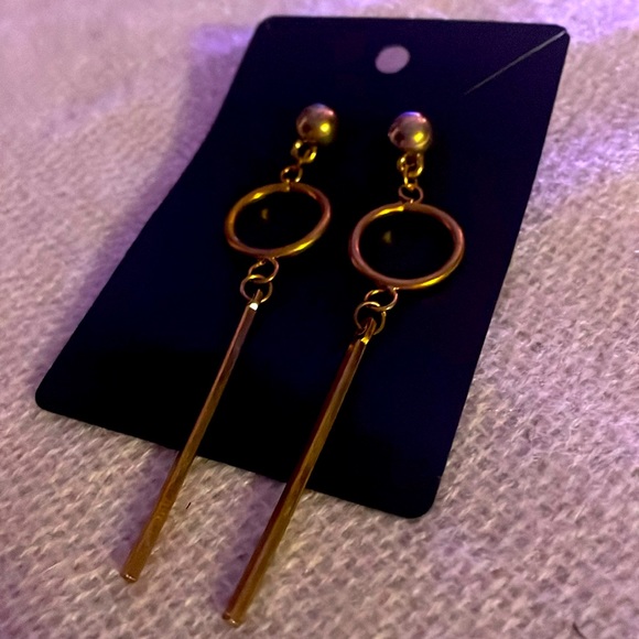 Funky Gold Earrings - Picture 1 of 2